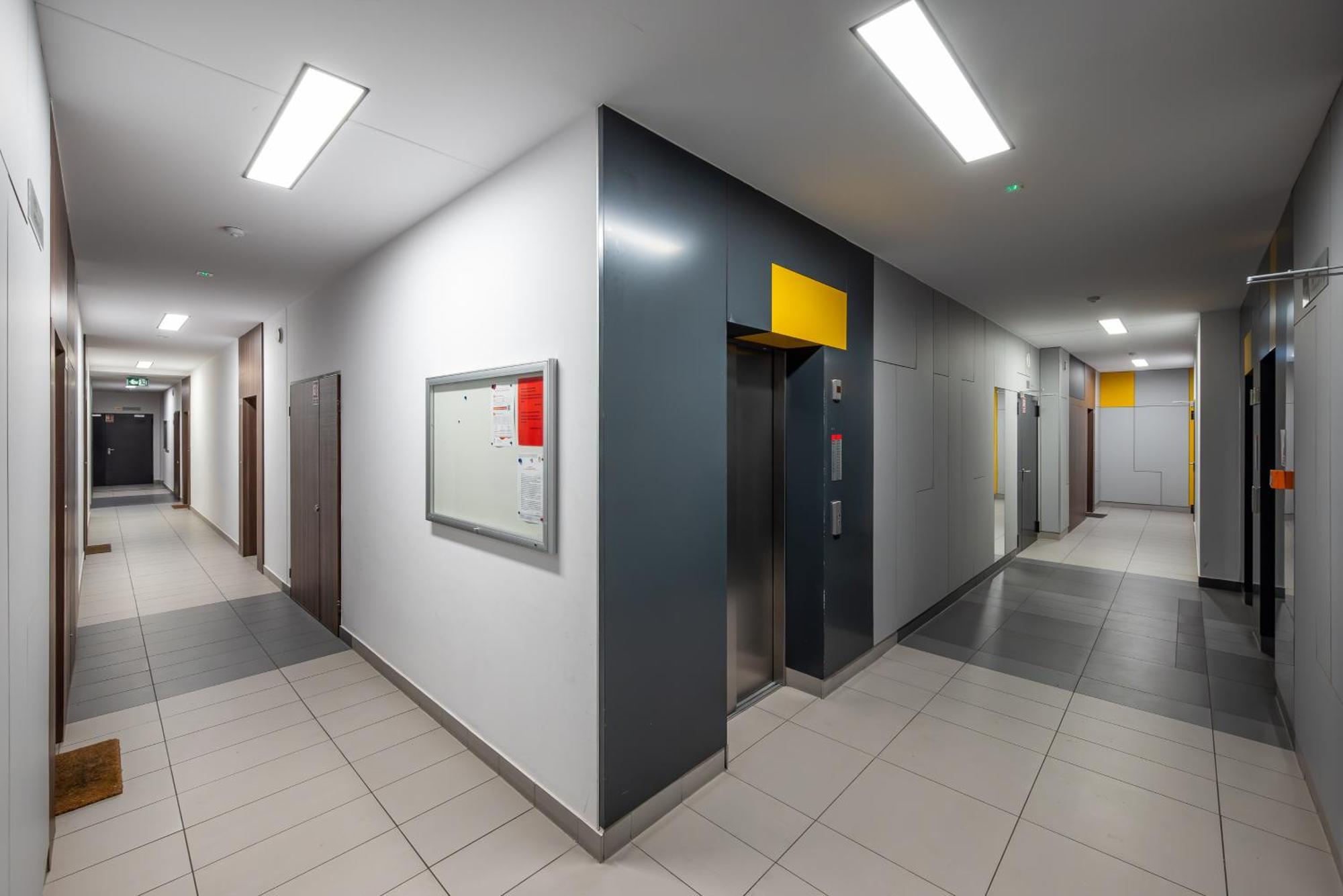 Metro Plocka Cosy Apartment Warsawa Bagian luar foto
